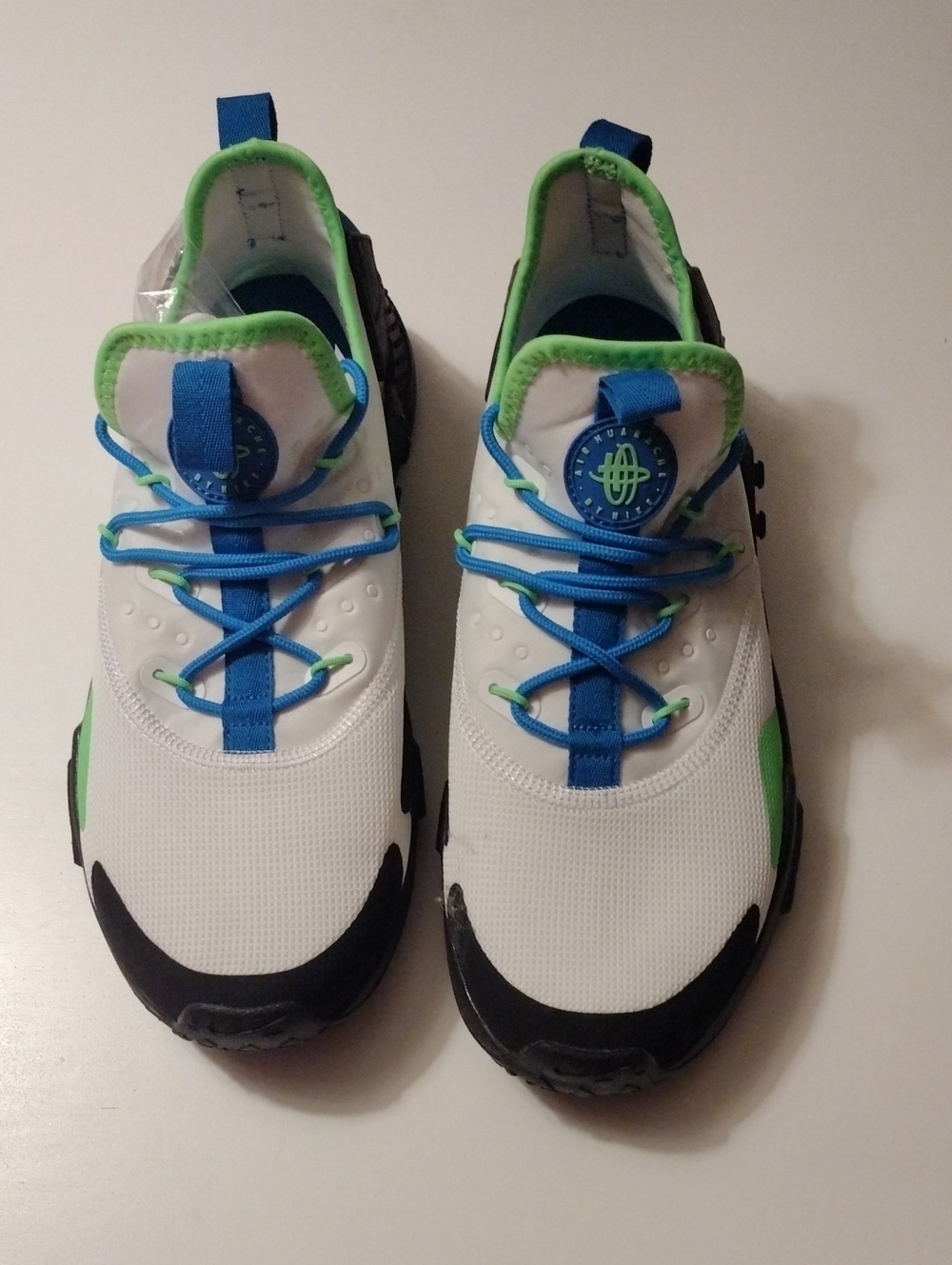 Nike Men's White, Blue & Green Athletic Sneakers